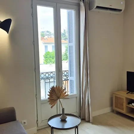 Cosy, Climatisation, Proche Appartement *